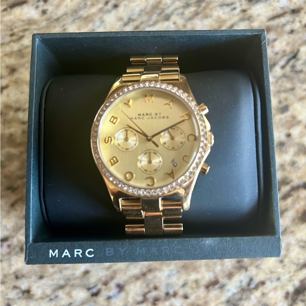Marc Jacobs Women's Gold Stainless Steel Analog Dial Quartz Watch